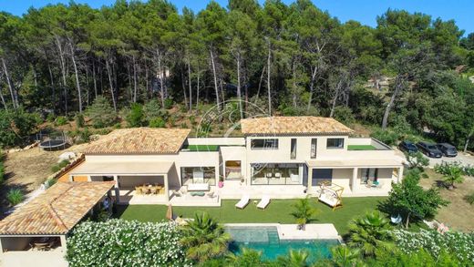 Luxe woning in Flayosc, Var