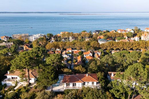 Villa in Arcachon, Gironde