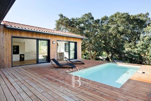 Luxury home in Capbreton, Landes