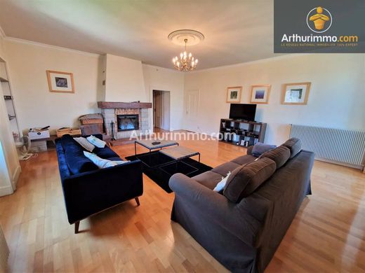 Maison de luxe à Beaufort, Jura