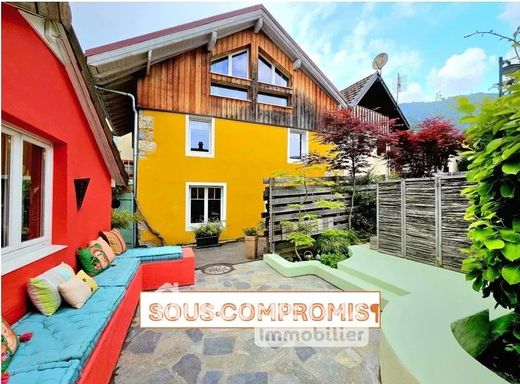 Casa de luxo - Saint-Jeoire, Alta Sabóia