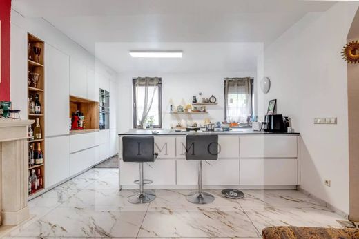 ‏בתי יוקרה ב  Dudelange, Canton d'Esch-sur-Alzette