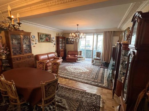 ‏דירה ב  Paris 16 Passy, Paris