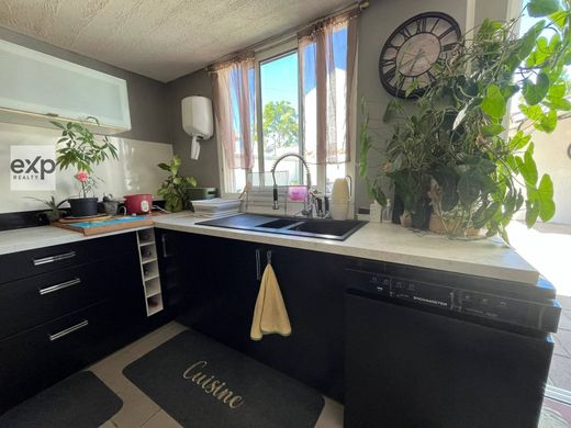 Sainte-Marie, Réunionの高級住宅