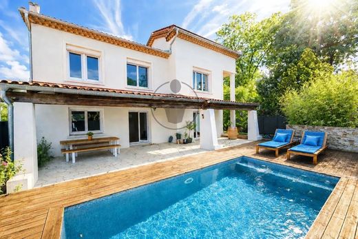 Villa in Prades-le-Lez, Hérault