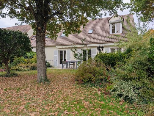 Πολυτελή κατοικία σε Bois-le-Roi, Seine-et-Marne