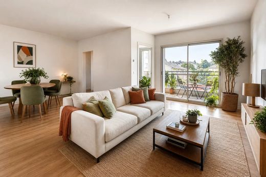 Apartment in Bois-Colombes, Hauts-de-Seine