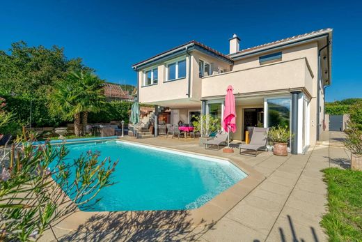 Casa di lusso a Bursins, Nyon District