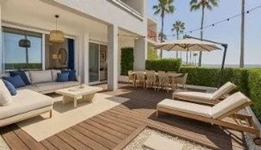 Juan-les-Pins, Alpes-Maritimesのアパートメント