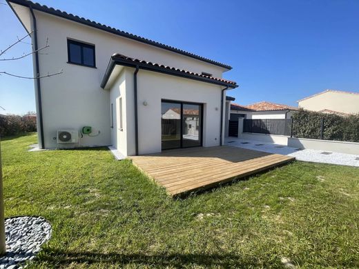 Luxury home in Pins-Justaret, Upper Garonne