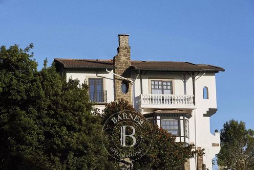 Villa in Donostia-San Sebastián, Guipuzcoa