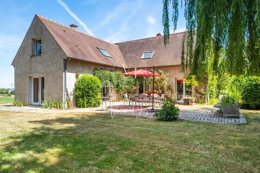 Luxury home in Bazoches-sur-Guyonne, Yvelines