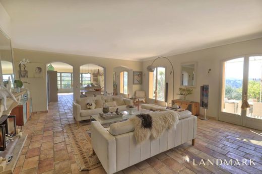 Luxus-Haus in Cabris, Alpes-Maritimes