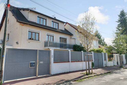 Luxury home in Draveil, Essonne