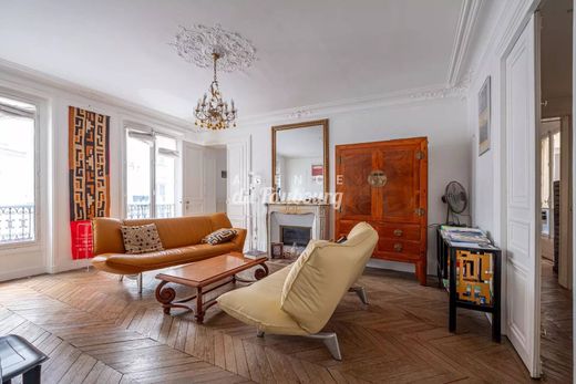 Apartment / Etagenwohnung in Provence-Opéra – Grands Boulevards, Paris
