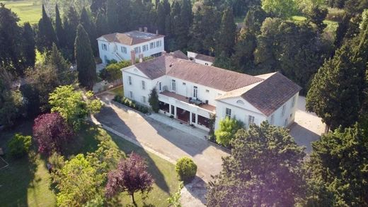 Luxury home in Arles, Bouches-du-Rhône