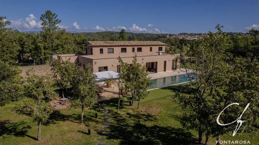 Villa a Bagnols-en-Forêt, Var