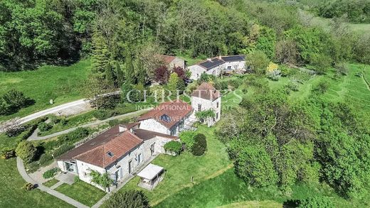 Luxury home in Agen, Lot-et-Garonne