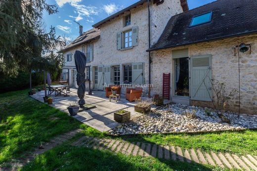 Luxury home in Creys-Mépieu, Isère