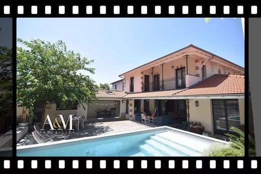 Villa a Andernos-les-Bains, Gironda
