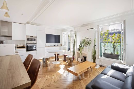 Apartment / Etagenwohnung in Provence-Opéra – Grands Boulevards, Paris
