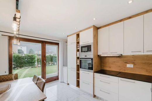 Apartment / Etagenwohnung in Conthey, Kanton Wallis