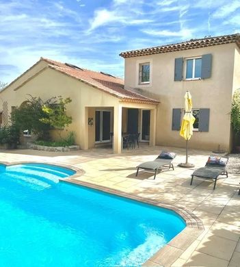 Luxus-Haus in La Penne-sur-Huveaune, Bouches-du-Rhône