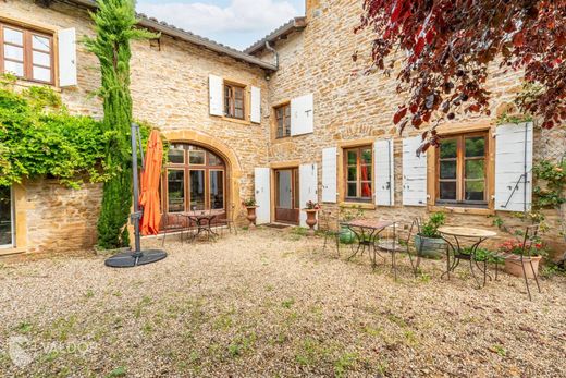 Chessy, Rhôneの高級住宅