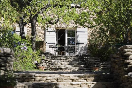 Rural or Farmhouse in Gordes, Vaucluse