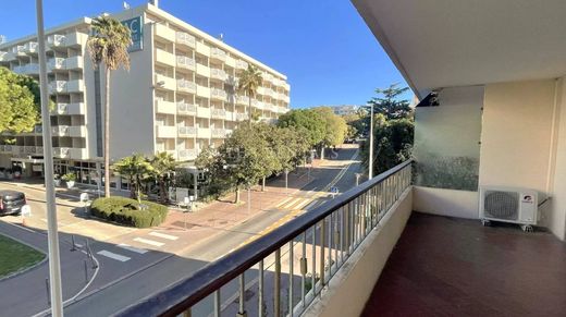 Appartement à Juan-les-Pins, Alpes-Maritimes