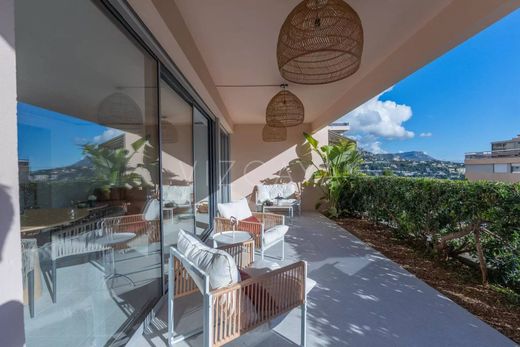 Apartment / Etagenwohnung in Villefranche-sur-Mer, Alpes-Maritimes