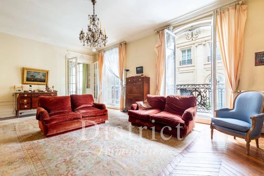 Apartment in La Muette, Auteuil, Porte Dauphine, Paris