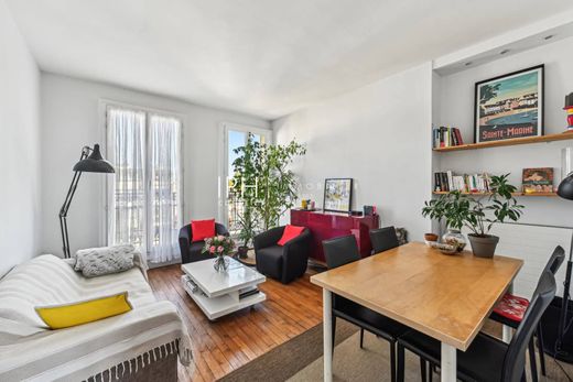 Apartment / Etagenwohnung in Neuilly-sur-Seine, Hauts-de-Seine