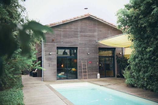 Luxus-Haus in Bègles, Gironde