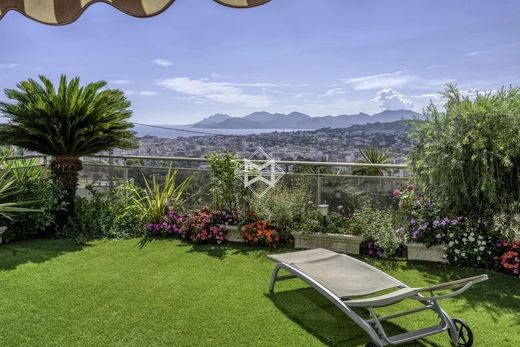 아파트 / Le Cannet, Alpes-Maritimes