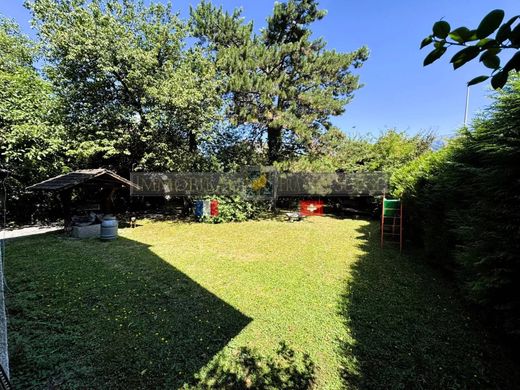 Luxe woning in Scionzier, Haute-Savoie