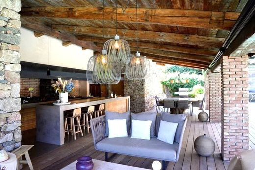 Villa a San-Gavino-di-Carbini, Corsica del Sud