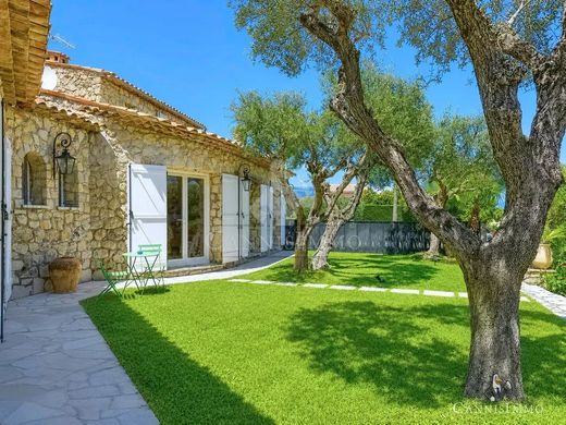 Luxury home in Tanneron, Var