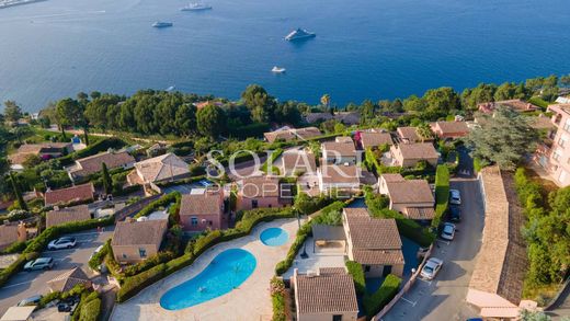 Apartment in Théoule-sur-Mer, Alpes-Maritimes