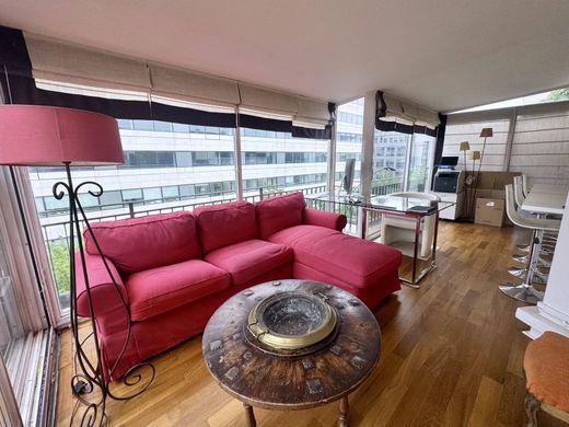 Appartamento a Neuilly-sur-Seine, Hauts-de-Seine