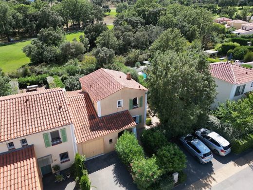 Villa in Roquebrune-sur-Argens, Var