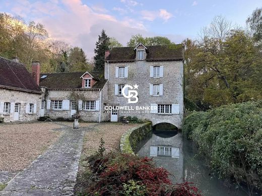 Demeure ou Maison de Campagne à Ferrières-en-Gâtinais, Loiret