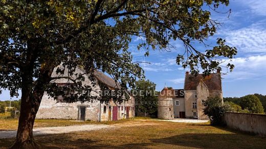 Landhaus / Bauernhof in Châteauroux, Indre