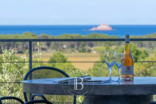 Villa in Sainte-Lucie de Porto-Vecchio, South Corsica
