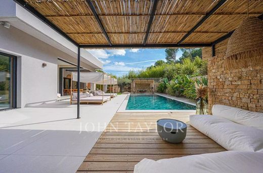 Villa a Ventabren, Bocche del Rodano