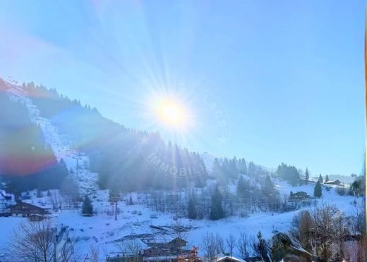 Land in La Clusaz, Haute-Savoie