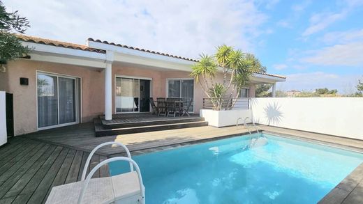 Luxus-Haus in Narbonne, Aude