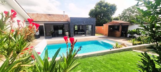 Villa a Saint-Geours-de-Maremne, Landes