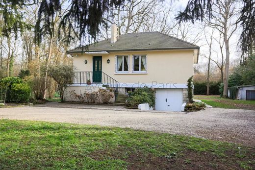 Luxe woning in Lamorlaye, Oise