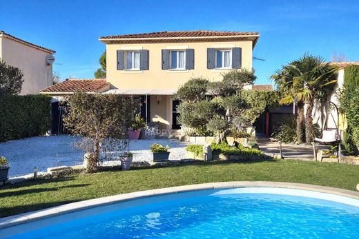 Casa di lusso a Graveson, Bocche del Rodano